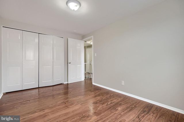 930 FOXWOOD LN, Essex, MD 21221