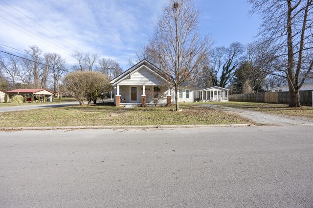 801 S High St, Winchester, TN 37398