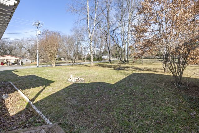 801 S High St, Winchester, TN 37398