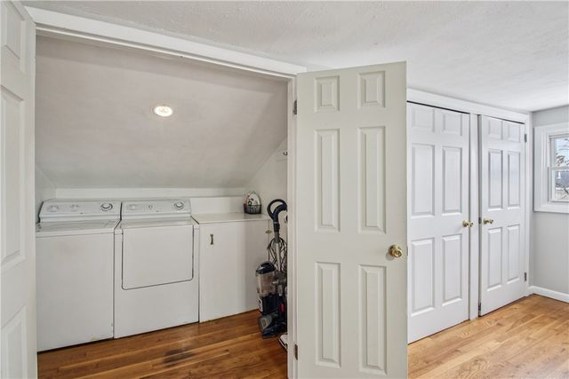 25 Church Street, East Bloomfield, NY 14469