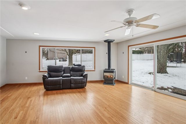 25 Church Street, East Bloomfield, NY 14469