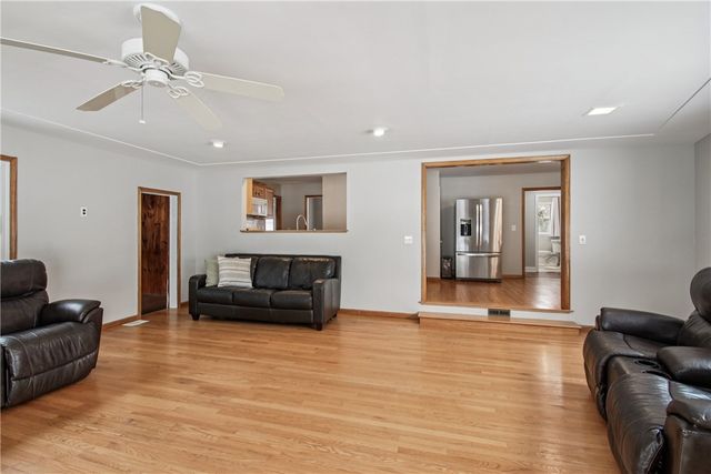 25 Church Street, East Bloomfield, NY 14469