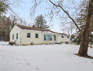 25 Church Street, East Bloomfield, NY 14469