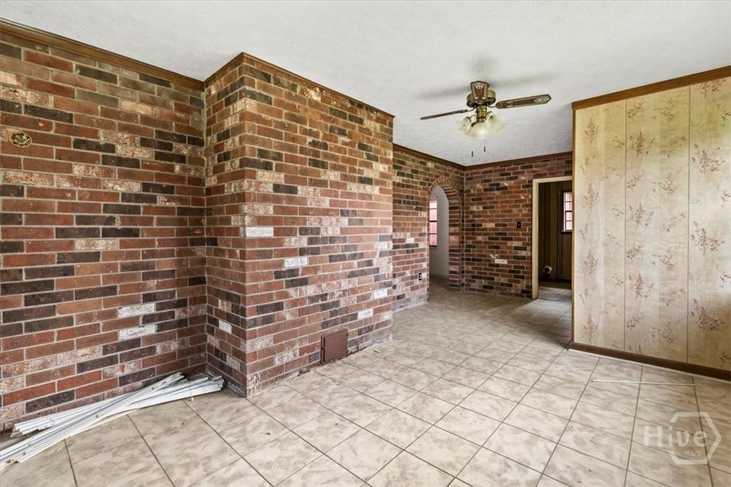 Image 13 of property listing at 107 Middleton Drive, Rincon, GA 31326