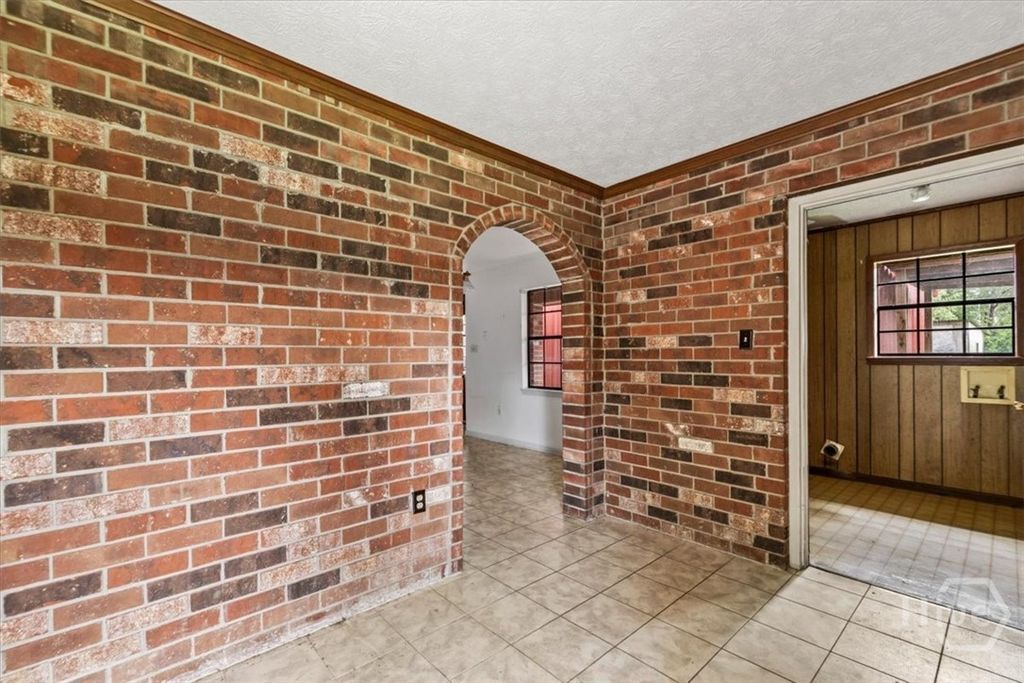 Image 14 of property listing at 107 Middleton Drive, Rincon, GA 31326
