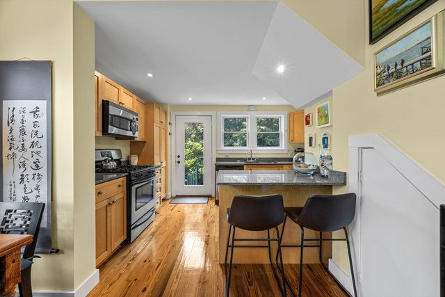 3 Meadow Road Unit 2, Provincetown, MA 02657