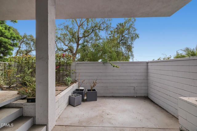 16601 Marquez Avenue 101, Los Angeles, CA 90272