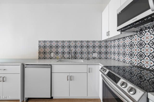 16601 Marquez Avenue 101, Los Angeles, CA 90272