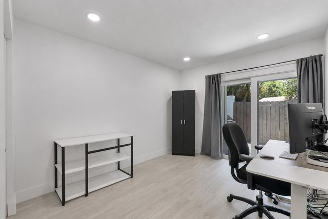 23284 SW 53rd Avenue D, Boca Raton, FL 33433