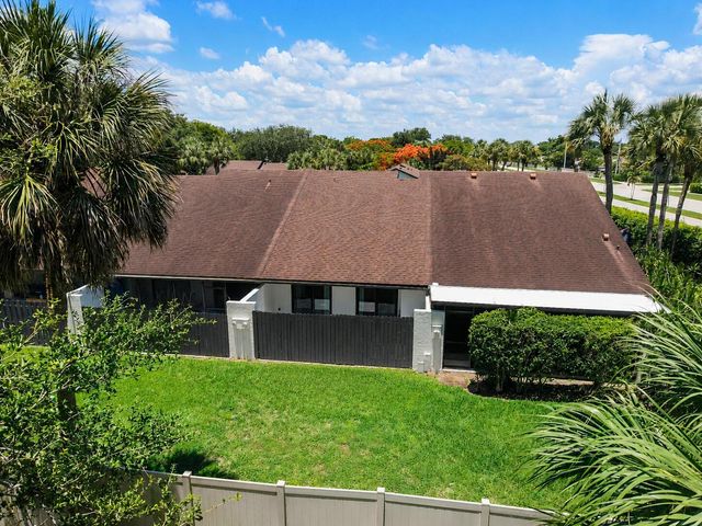 23284 SW 53rd Avenue D, Boca Raton, FL 33433