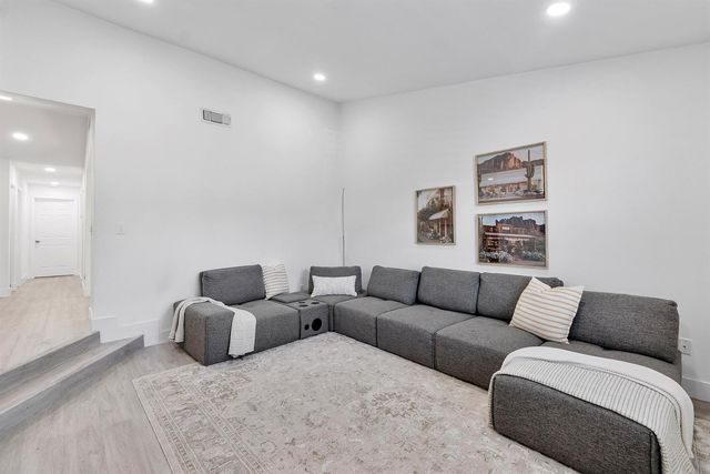 23284 SW 53rd Avenue D, Boca Raton, FL 33433