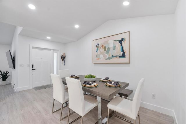 23284 SW 53rd Avenue D, Boca Raton, FL 33433