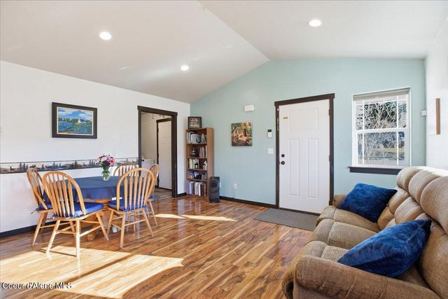 32831 N 3rd AVE, Spirit Lake, ID 83869