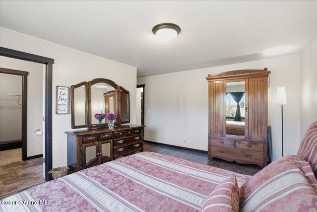 32831 N 3rd AVE, Spirit Lake, ID 83869