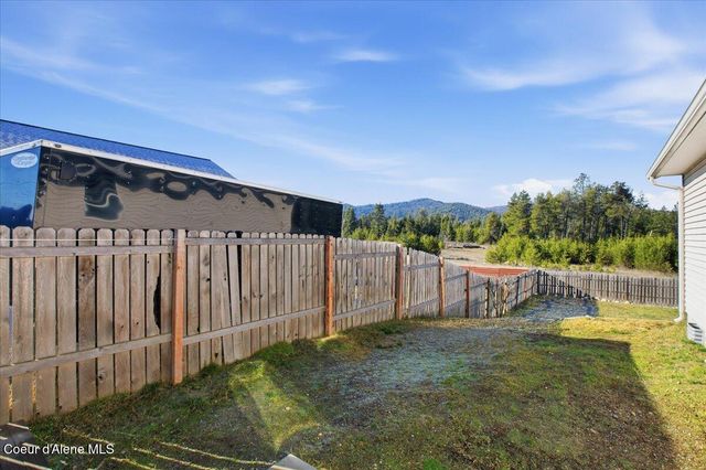 32831 N 3rd AVE, Spirit Lake, ID 83869