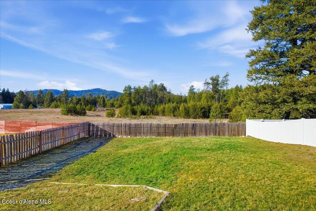 32831 N 3rd AVE, Spirit Lake, ID 83869