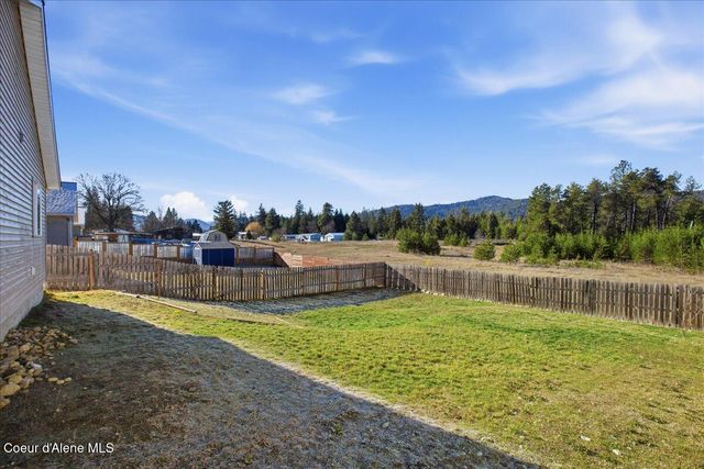 32831 N 3rd AVE, Spirit Lake, ID 83869