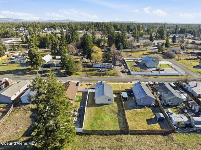 32831 N 3rd AVE, Spirit Lake, ID 83869