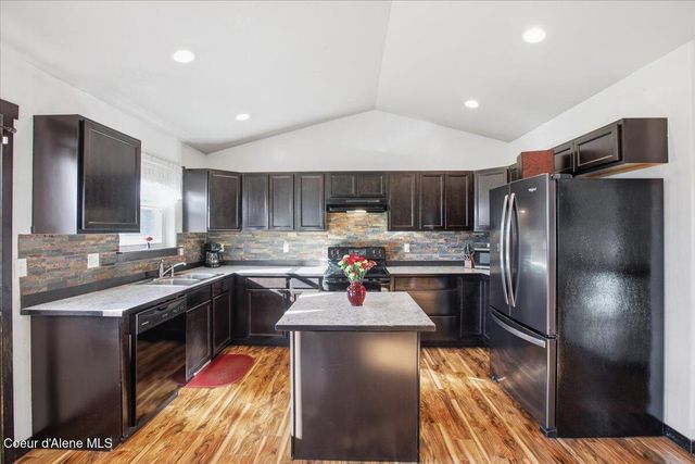 32831 N 3rd AVE, Spirit Lake, ID 83869