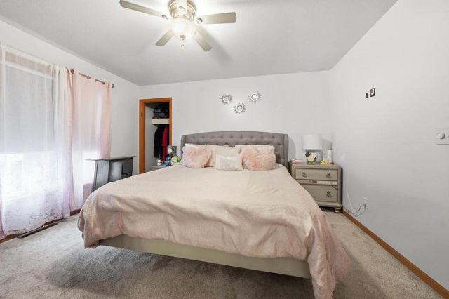 867 PLANK ROAD, Menasha, WI 54952