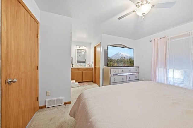 867 PLANK ROAD, Menasha, WI 54952