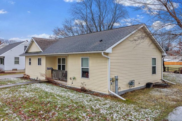 867 PLANK ROAD, Menasha, WI 54952