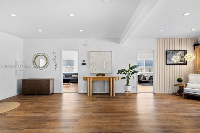 7770 Hawthorne Ave, Miami Beach, FL 33141