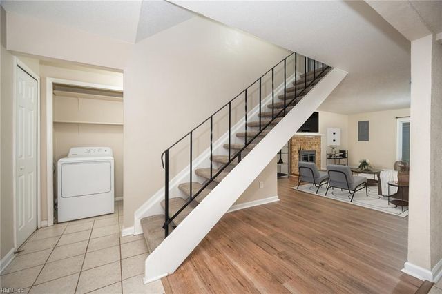 1224 Glyndon DR, Virginia Beach, VA 23464