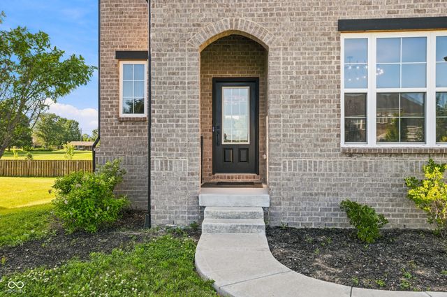 8822 Rockwood Lane, Indianapolis, IN 46259