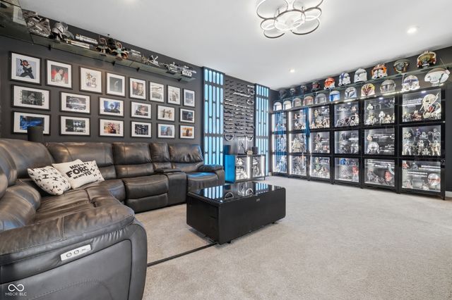 8822 Rockwood Lane, Indianapolis, IN 46259