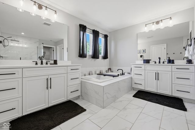 8822 Rockwood Lane, Indianapolis, IN 46259