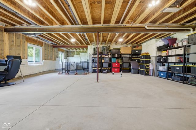 8822 Rockwood Lane, Indianapolis, IN 46259