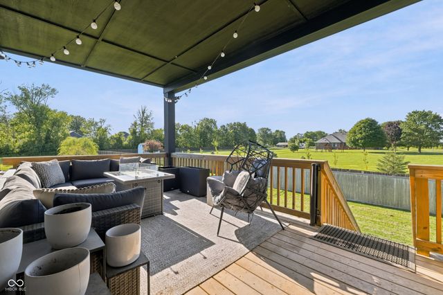 8822 Rockwood Lane, Indianapolis, IN 46259