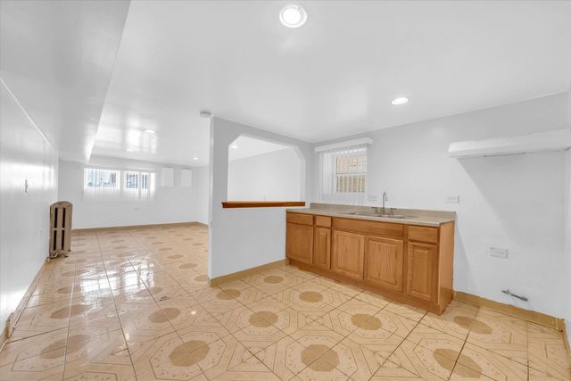 4314 N Menard Avenue, Chicago, IL 60634