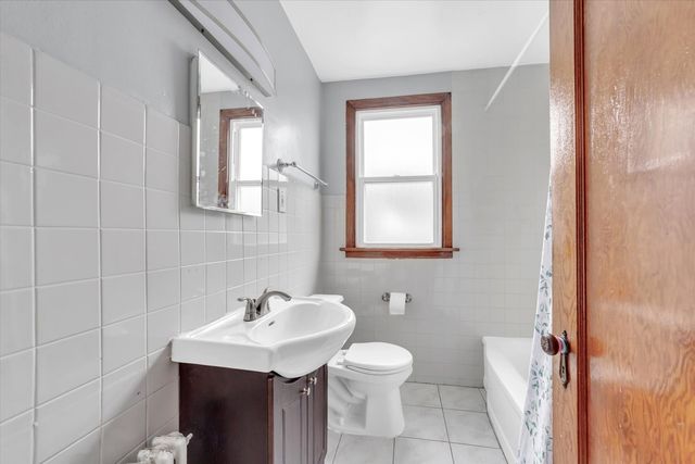 4314 N Menard Avenue, Chicago, IL 60634