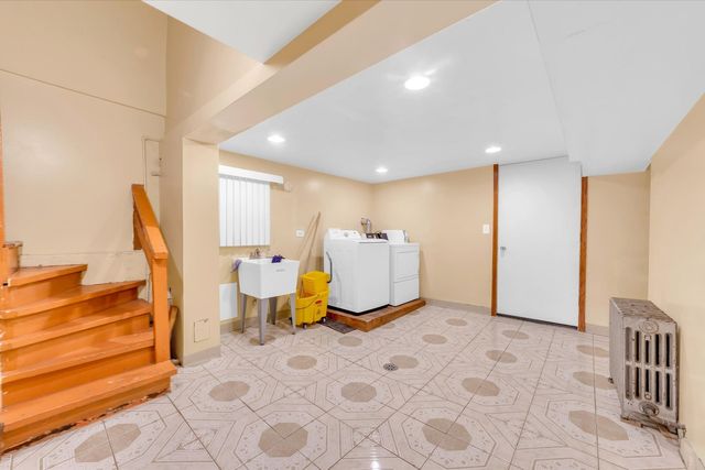 4314 N Menard Avenue, Chicago, IL 60634