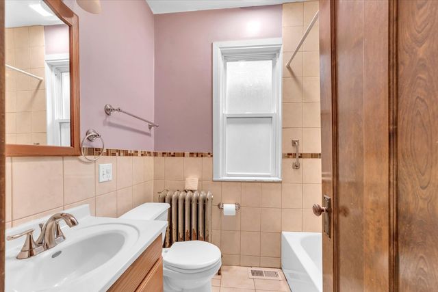 4314 N Menard Avenue, Chicago, IL 60634