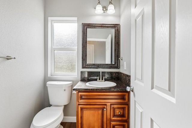 3870 Pine St, Rocklin, CA 95677
