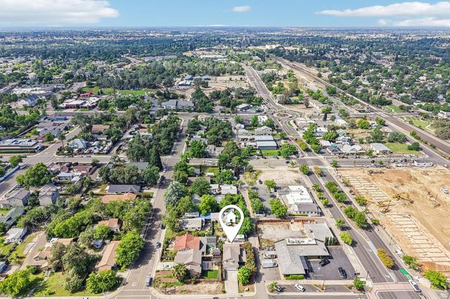 3870 Pine St, Rocklin, CA 95677
