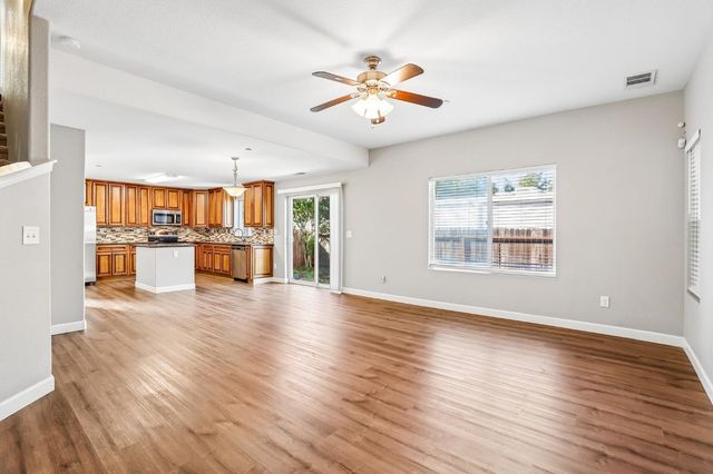 3870 Pine St, Rocklin, CA 95677