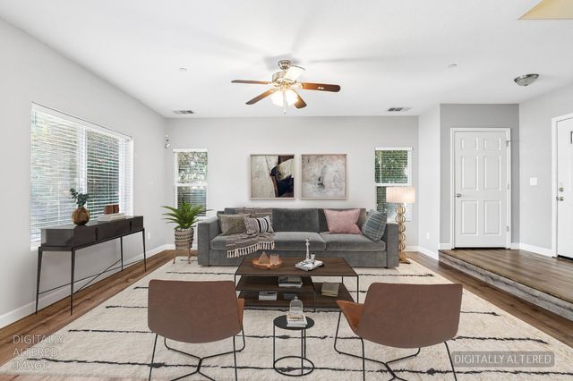 3870 Pine St, Rocklin, CA 95677