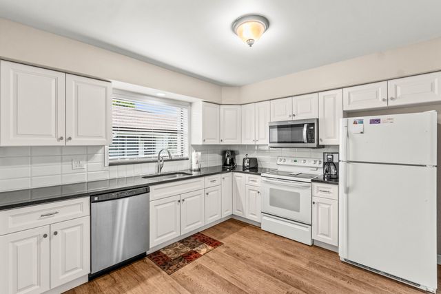 9860 Loquat Tree Run A, Boynton Beach, FL 33436