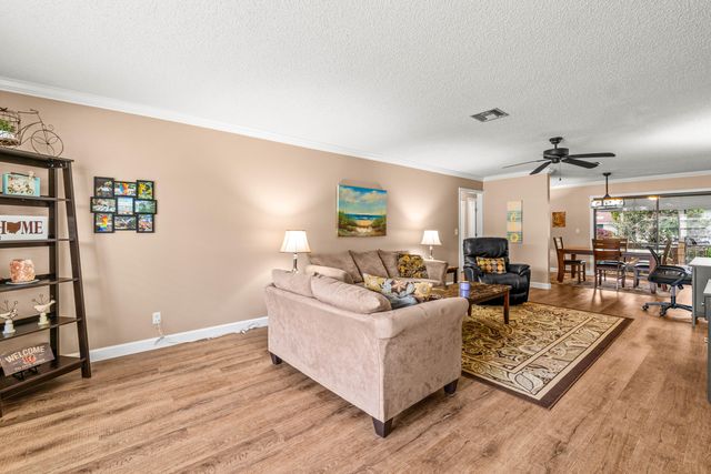 9860 Loquat Tree Run A, Boynton Beach, FL 33436