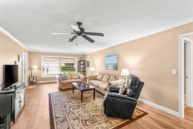 9860 Loquat Tree Run A, Boynton Beach, FL 33436