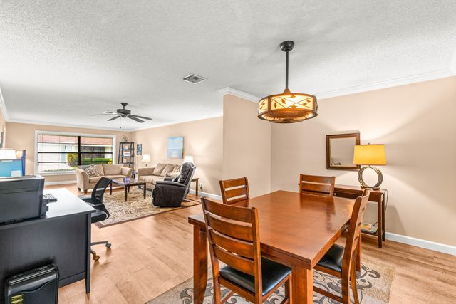 9860 Loquat Tree Run A, Boynton Beach, FL 33436