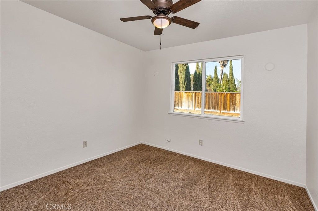 Image 23 of property listing at 1828 College Greens, Los Banos, CA 93635