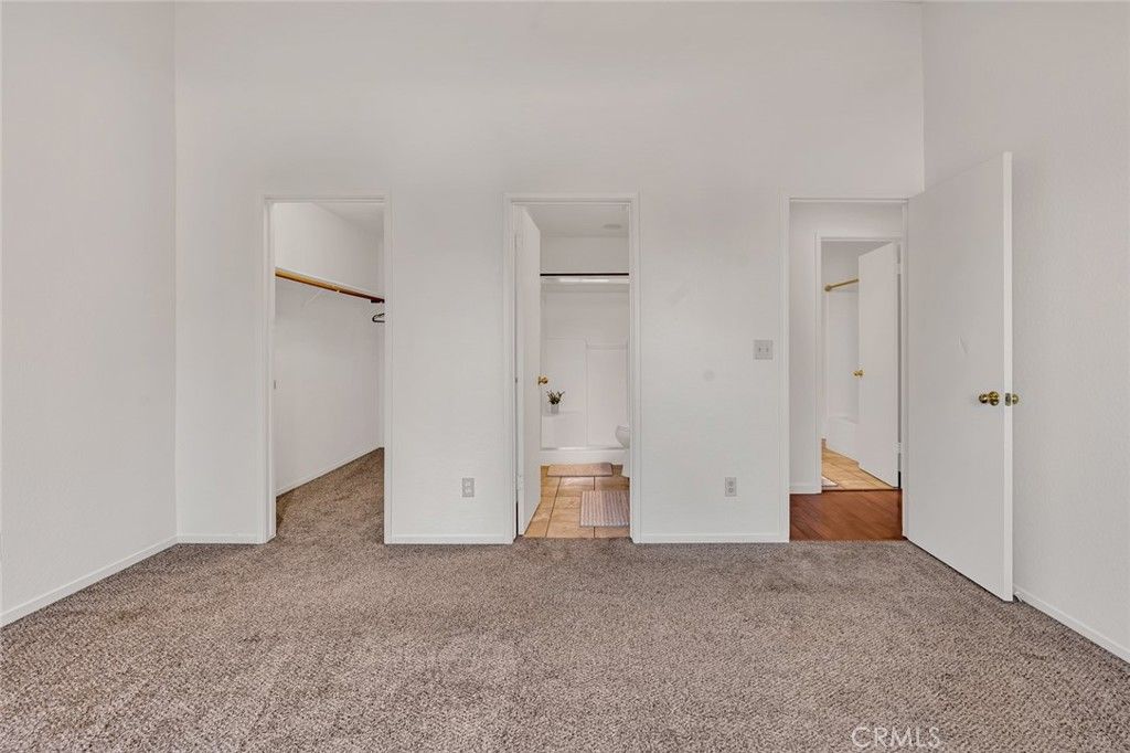 Image 27 of property listing at 1828 College Greens, Los Banos, CA 93635