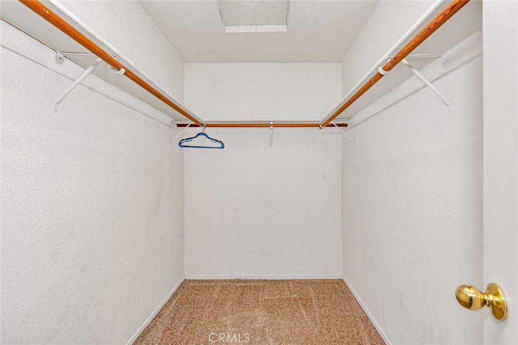 Image 29 of property listing at 1828 College Greens, Los Banos, CA 93635