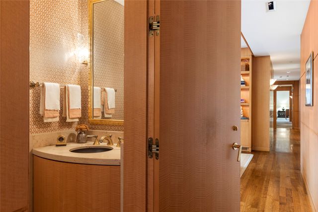 3831 Turtle Creek Boulevard PH 23B, Dallas, TX 75219