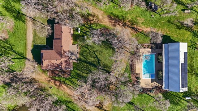 18585 & 18587 Alice Court, Cottonwood, CA 96022